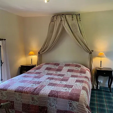 Le Paradis - Romance And Authenticity *