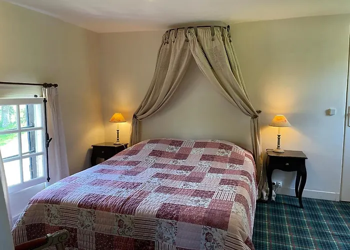 Le Paradis - Romance And Authenticity *